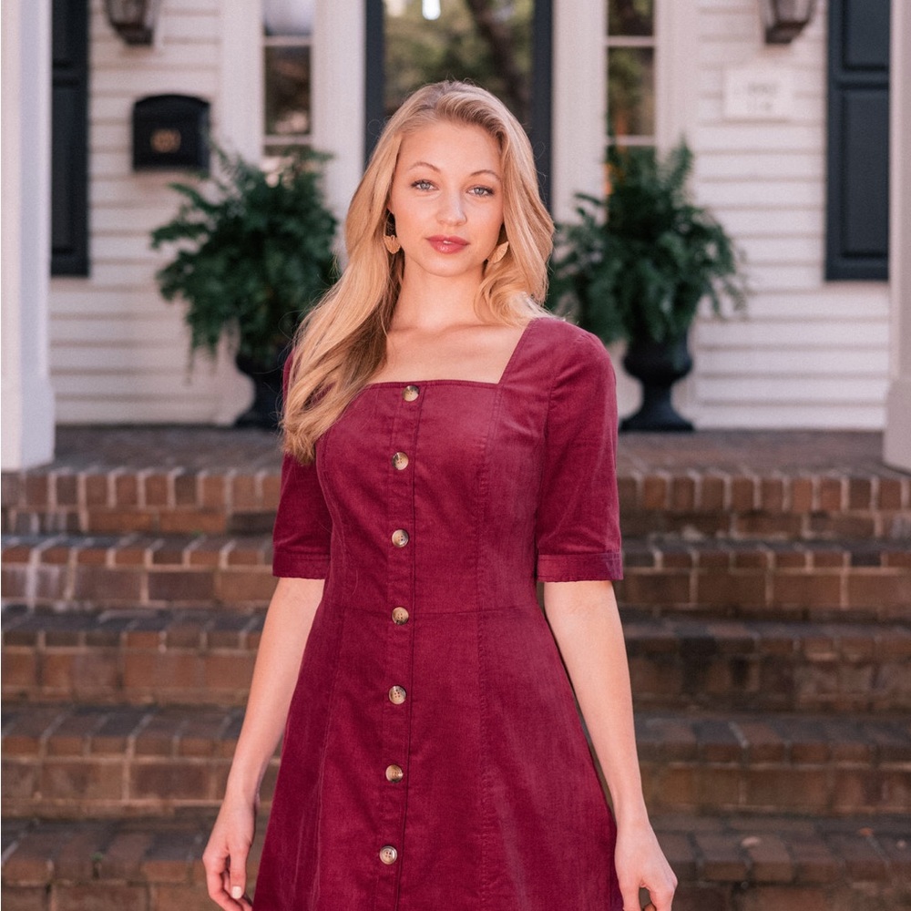 NWT Gal Meets Glam Antonia Dress